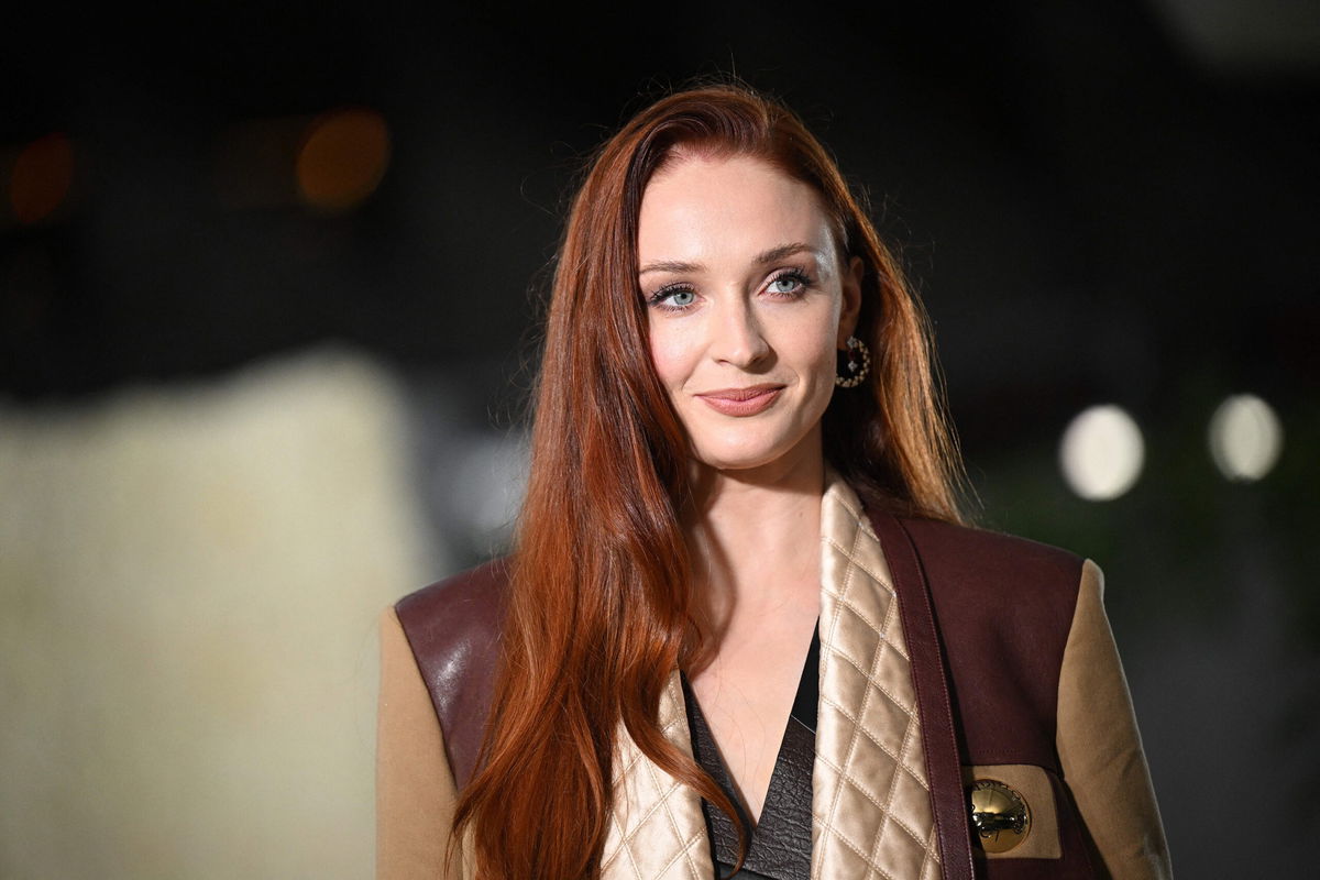 Sophie Turner's Pregnancy Outings Ahead of 1st Child: Pics