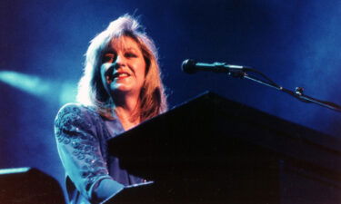 Christine McVie performs with Fleetwood Mac at the Met Center in Bloomington