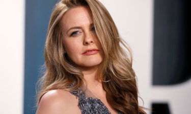 Alicia Silverstone