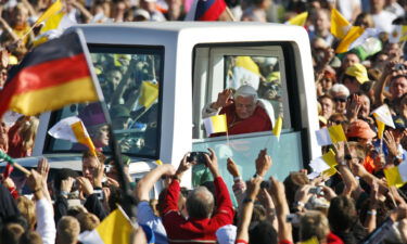 Global leaders have paid homage to the former German-born pope