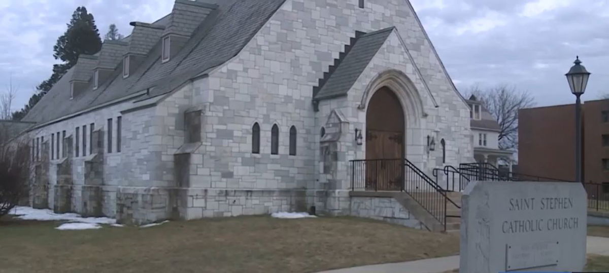 <i></i><br/>Burlington and Winooski residents are taking action to try and save churches set for demolition. A public hearing was held on February 16 over the possible demolition of St. Stephen's Church on Barlow Street.