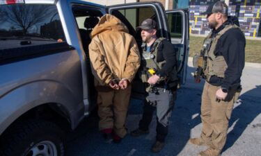 A US Marshals operation captures 833 fugitives with more than 51 in Kansas City.