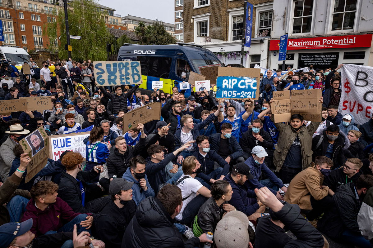 <i>Rob Pinney/Getty Images Europe</i><br/>Fans of Chelsea Football Club protest against the European Super League outside Stamford Bridge on April 20