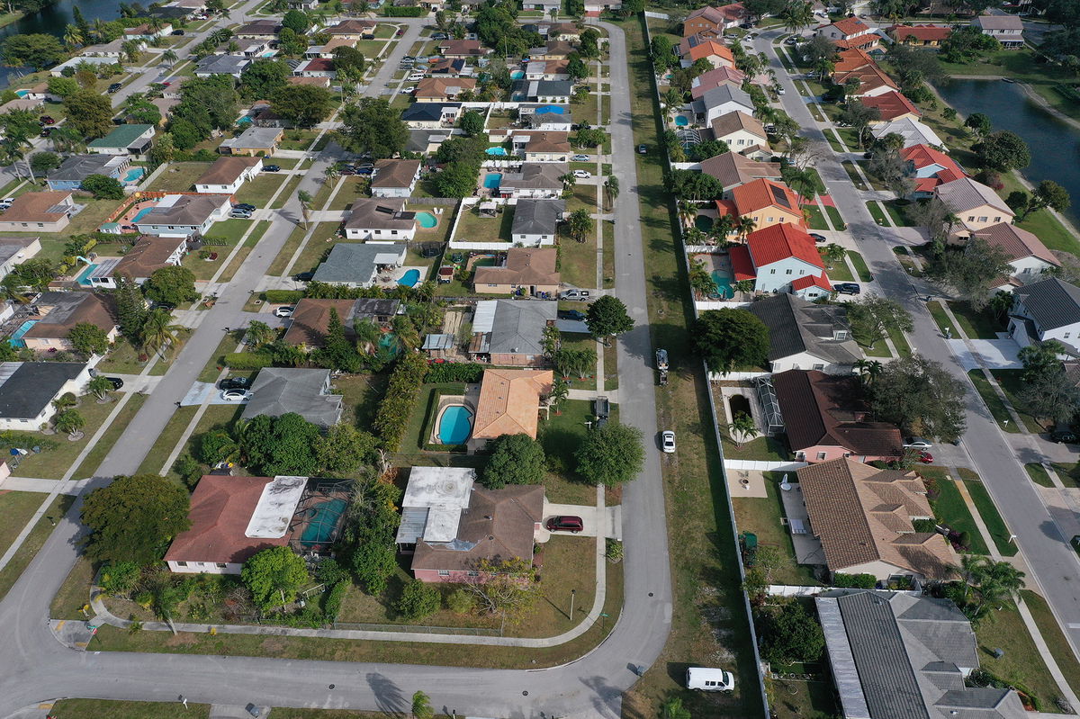 <i>Joe Raedle/Getty Images</i><br/>Mortgage rates climbed higher for the second week in a row. Pictured is a neighborhood in Pembroke Pines