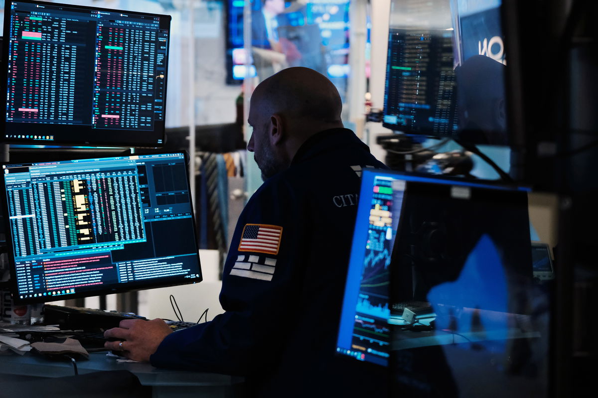 <i>Spencer Platt/Getty Images</i><br/>Investors worry about more rate hikes. New York Stock Exchange traders are pictured here on February 14 in New York City.