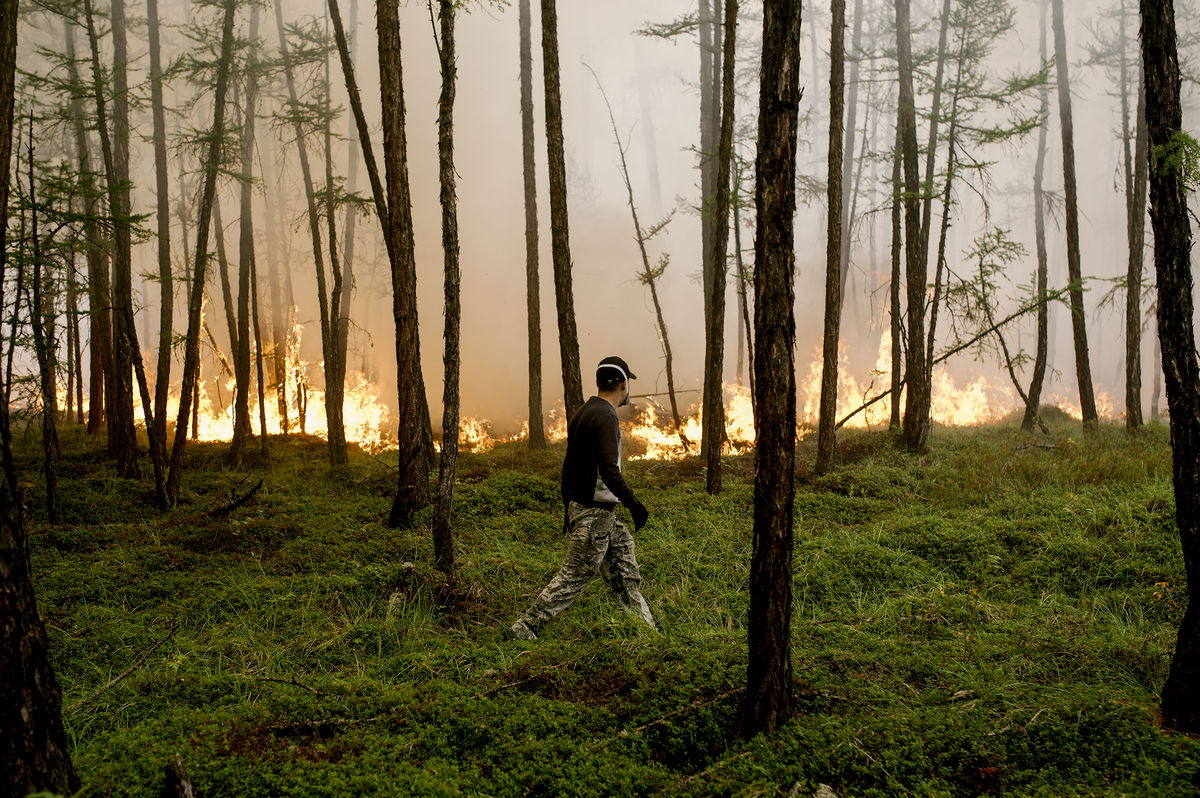 <i>Ivan Nikiforov/Anadolu Agency/Getty Images</i><br/>Wildfires in Sakha