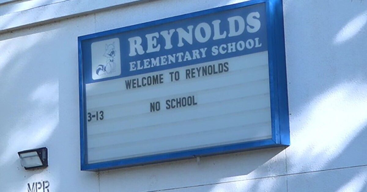 Oceanside Unified School District board votes to close Reynolds