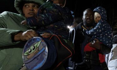 Migrants cross after midnight into Canada at Roxham Road