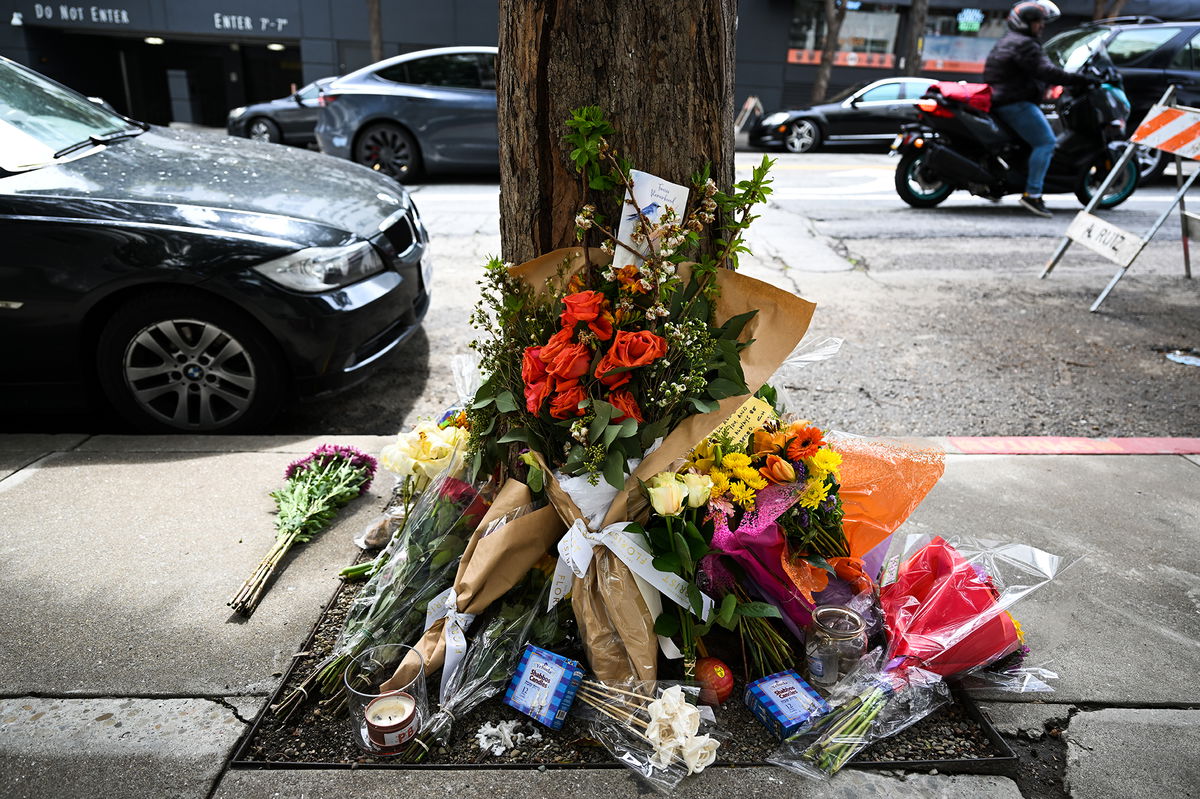 SAN FRANCISCO, CA - APRIL 7: Flowers and cards left as people paying tribute to Bob Lee near the Portside apartment building in San Francisco, California, United States on April 7, 2023. Bob Lee, the American technology entrepreneur who cofounded Cash App, the mobile payment service provider, was stabbed to death in the US city of San Francisco on Wednesday. (Photo by Tayfun Coskun/Anadolu Agency via Getty Images)