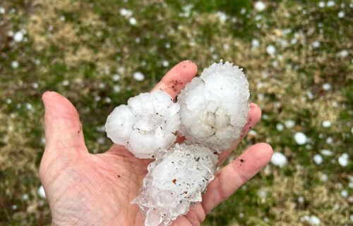 Large hail fell in Davenport