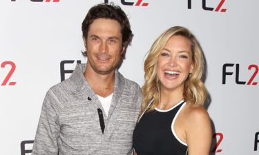 (From left) Oliver Hudson and Kate Hudson in New York in 2015.