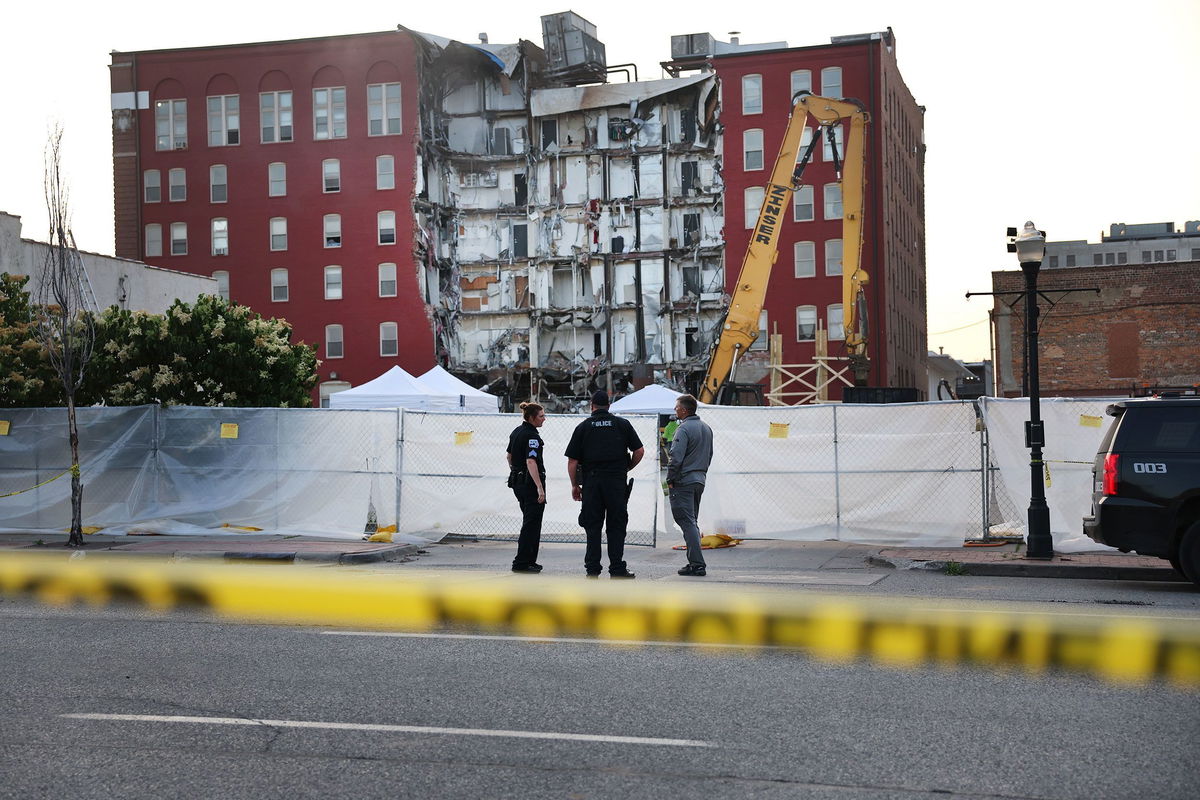 <i>Scott Olson/Getty Images</i><br/>Search and rescue efforts continue on June 4