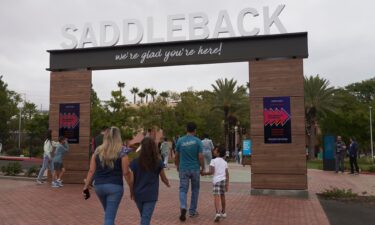 Congregants arrive at Saddleback Church in Lake Forest