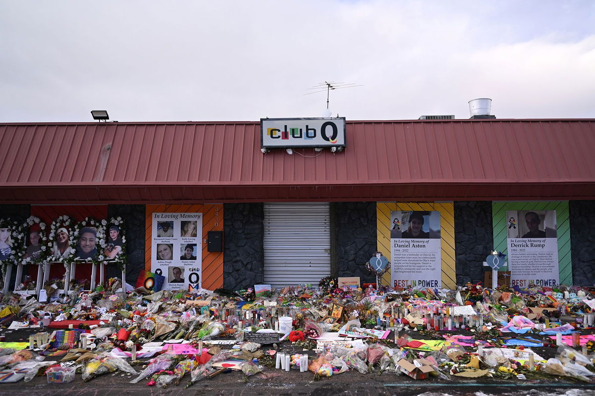 <i>Hyoung Chang/Denver Post/Getty Images</i><br/>Mourners created a memorial honoring the five victims killed at Club Q in the days after the shooting.