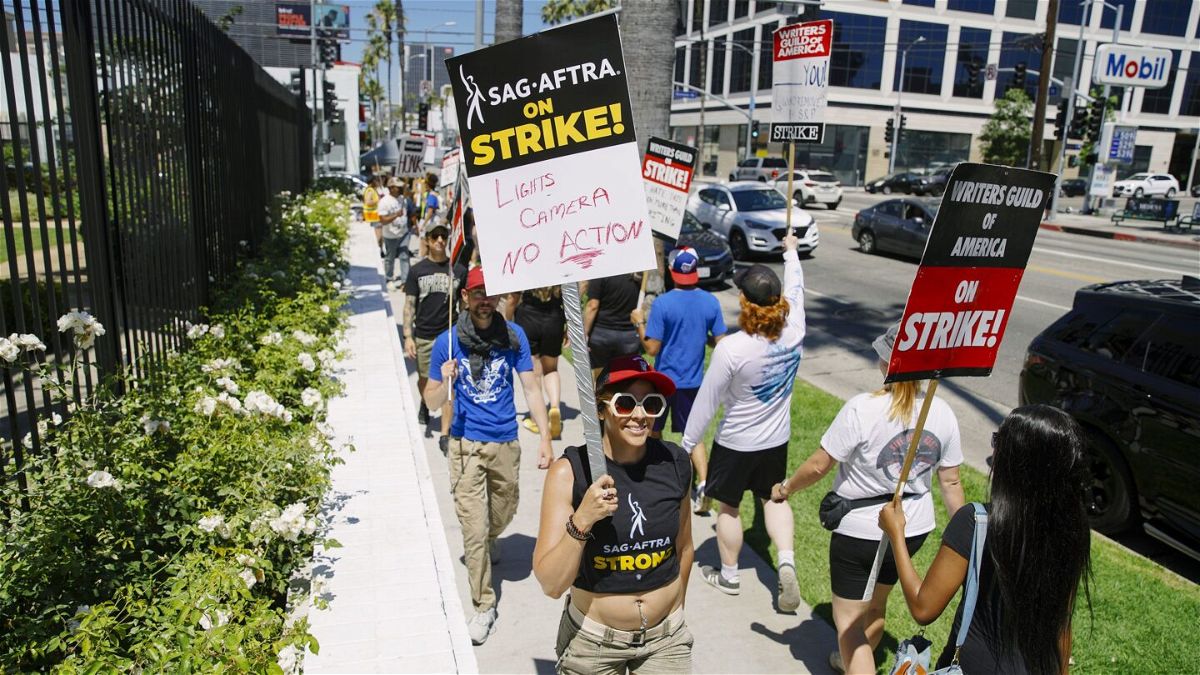 <i>Katie McTiernan/Anadolu Agency via Getty Images</i><br/>Actors in the SAG-AFTRA union join the already striking WGA union
