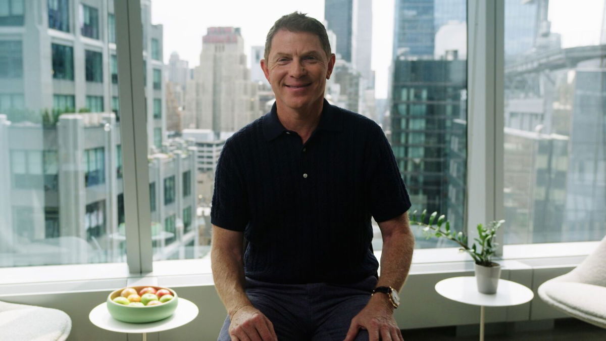 <i>CNN</i><br/>Bobby Flay came by CNN's Hudson Yards office in Manhattan to give CNN's Wellness team some food tips.