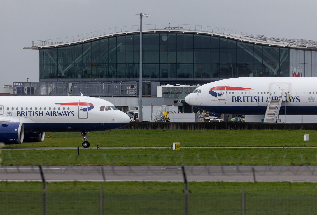 <i>Chris Ratcliffe/Bloomberg/Getty Images/FILE</i><br/>Passengers have been warned that the fallout from the technical problem that hit the UK's air traffic control system on Monday will last for days.