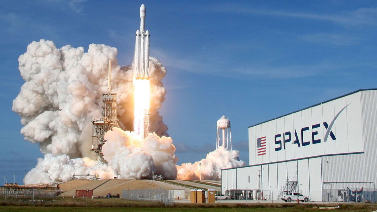 <i>Thom Baur/Reuters</i><br/>A SpaceX Falcon Heavy rocket lifts off from historic launchpad 39-A at the Kennedy Space Center in Cape Canaveral