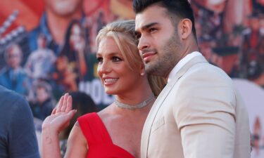 Britney Spears poses at the premiere of "Once Upon a Time In Hollywood" in Los Angeles