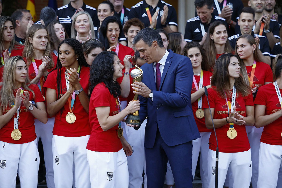 <i>Burak Akbulut/Anadolu Agency/Getty Images</i><br/>Spanish Prime Minister Pedro Sanchez (L) welcomes President of the Royal Spanish Football Federation Luis Rubiales at Moncloa Presidential Palace in Madrid