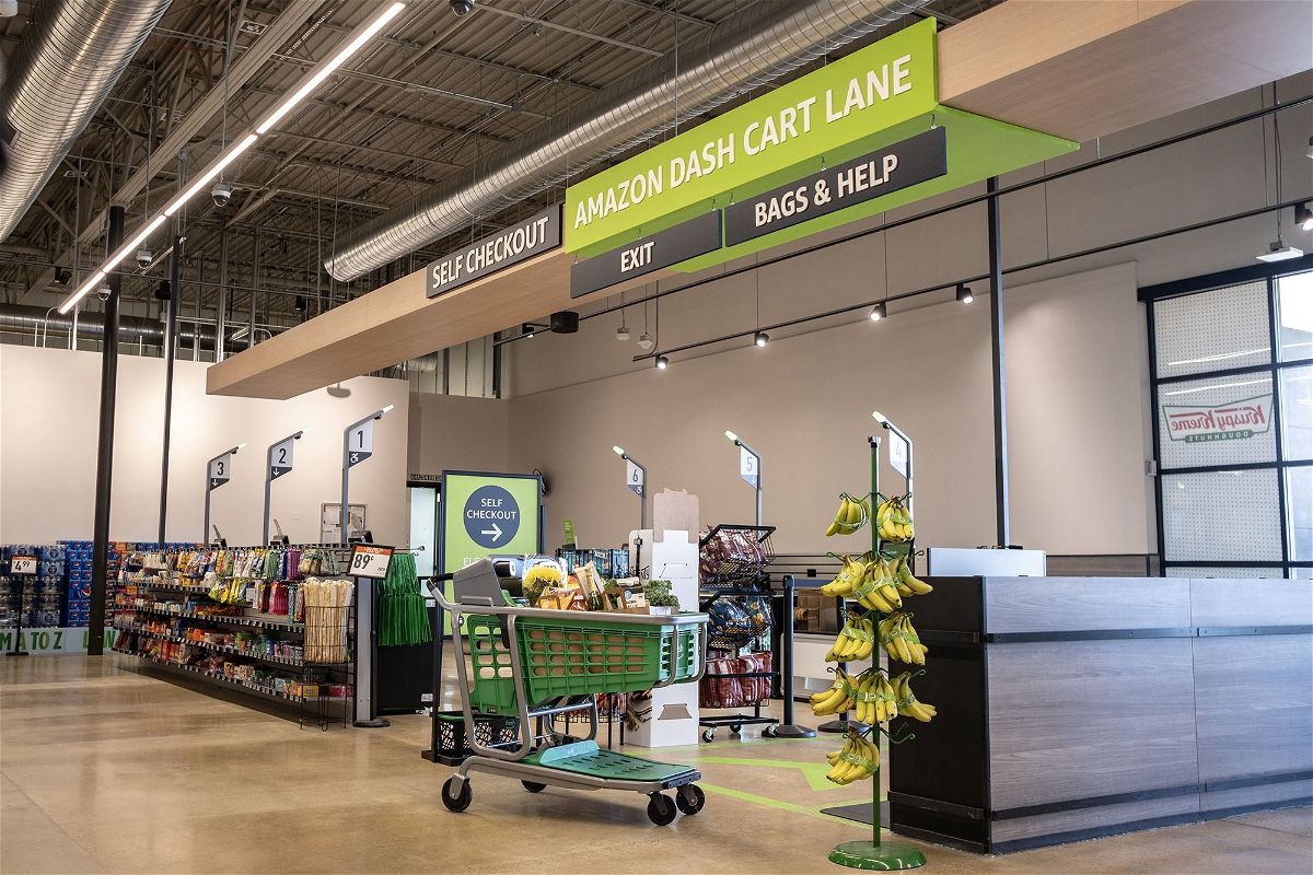 <i>Amazon</i><br/>An Amazon Fresh redesigned grocery store.