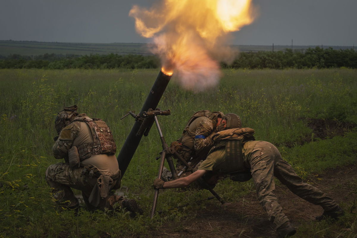 <i>Efrem Lukatsky/AP/FILE</i><br/>Ukrainian soldiers are seen here on the frontline in Zaporizhzhia region