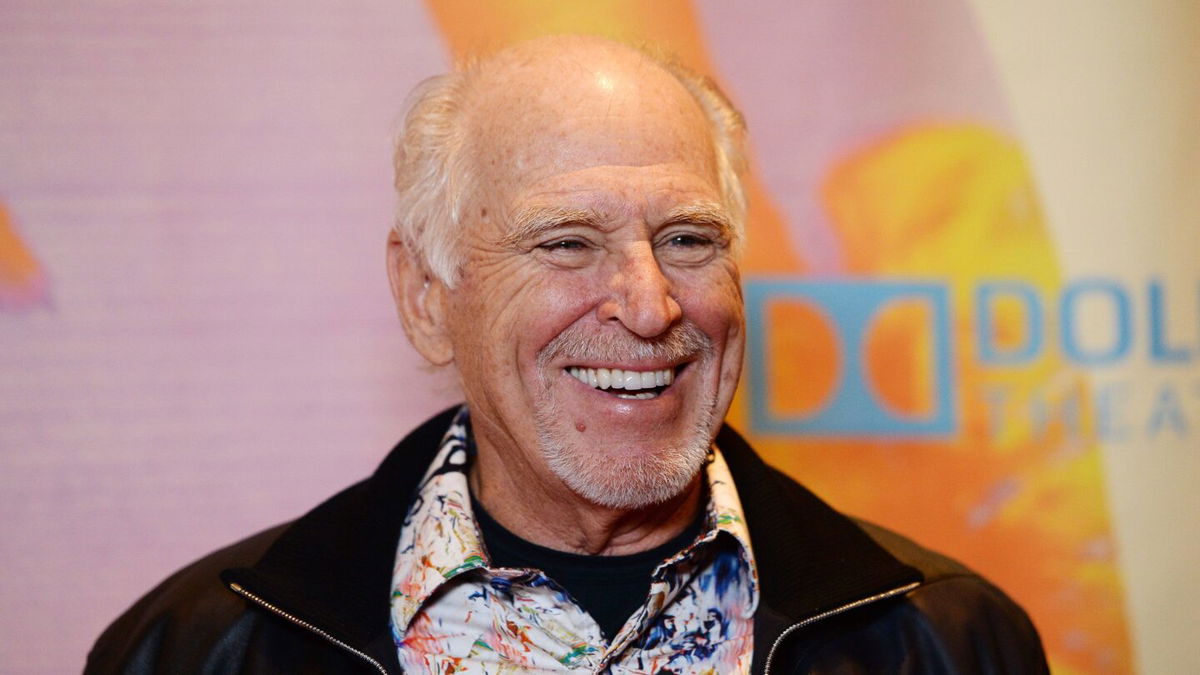 <i>Amanda Edwards/Getty Images</i><br/>Musician Jimmy Buffett arrives at Jimmy Buffett's 