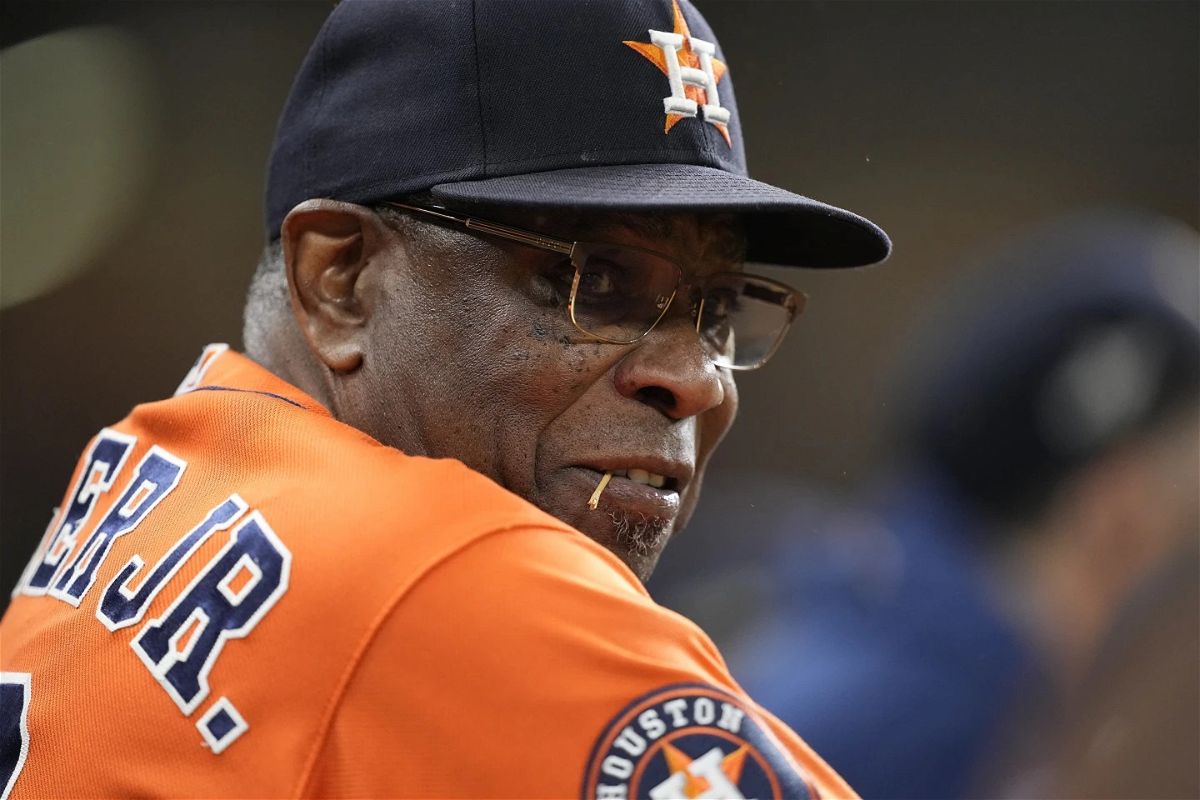 Houston Astros manager Dusty Baker watches during the first inning of Game 6 of ALCS against the Texas Rangers