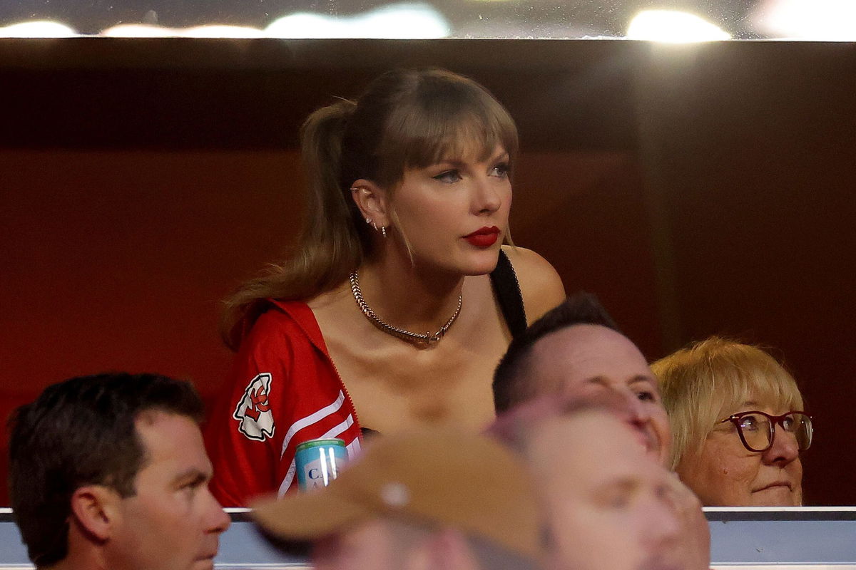 Kansas City Chiefs' Taylor Swift jacket almost sold out 