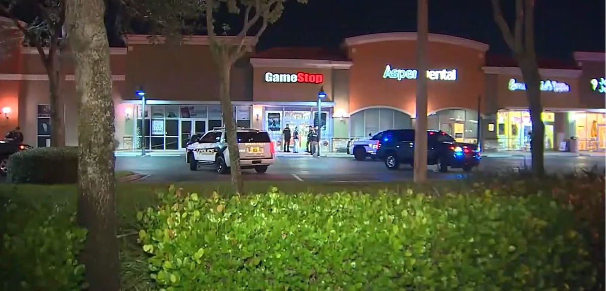 <i></i><br/>A shoplifting incident at a Pembroke Pines GameStop escalated into a fatal shooting