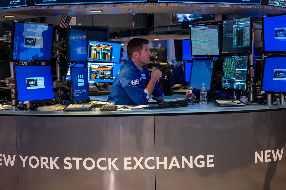 <i>Spencer Platt/Getty Images North America/Getty Images</i><br/>The S&P 500 notched its eighth consecutive win on November 8.