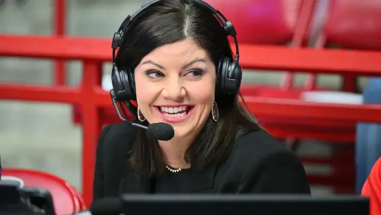ALBUQUERQUE, NEW MEXICO - JANUARY 28: Play-by-play announcer Jenny Cavnar prepares before a game between the Nevada W at The Pit on January 28, 2024 in Albuquerque, New Mexico. 