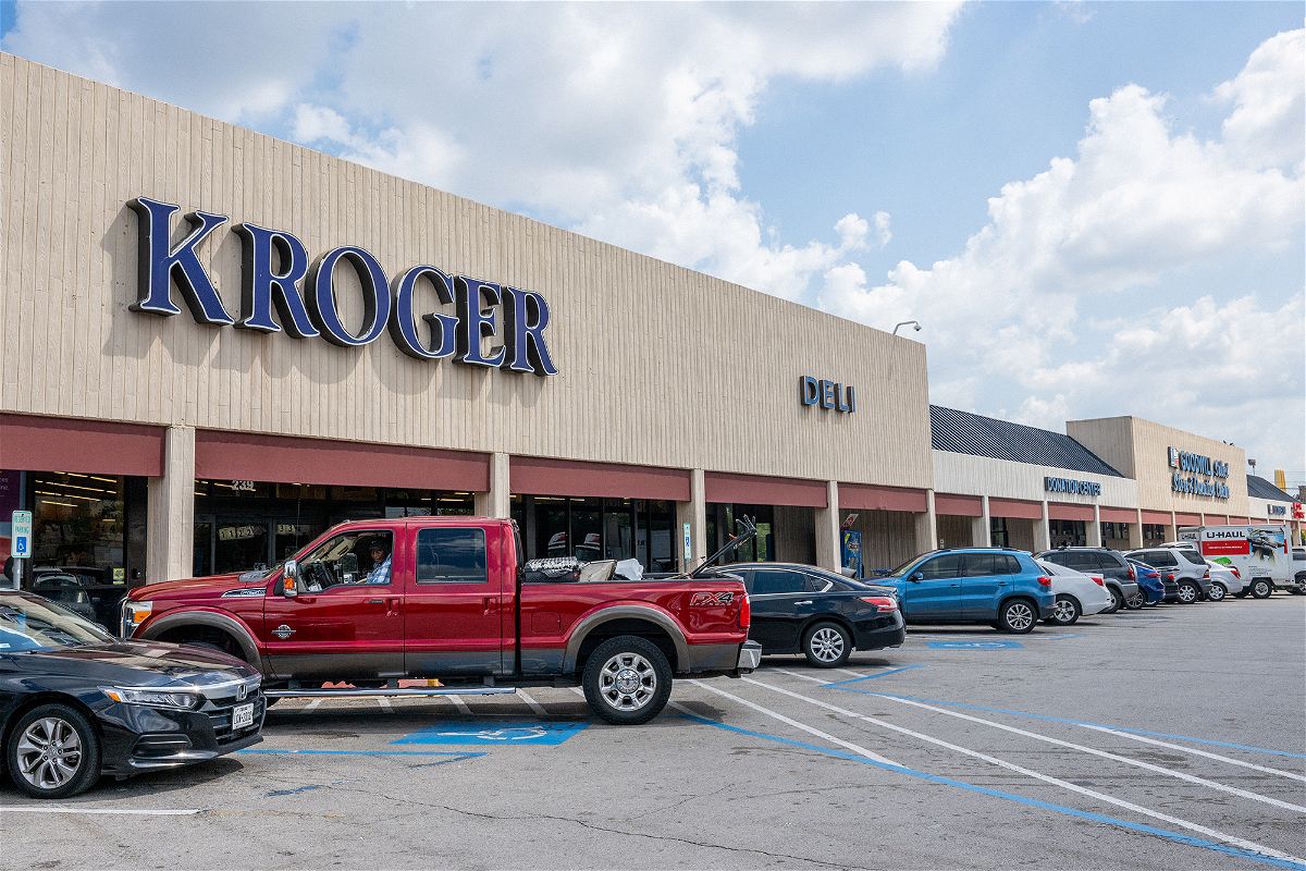 HOUSTON, TEXAS - SEPTEMBER 09: A Kroger grocery store is seen on September 09, 2022 in Houston, Texas. Kroger stock increased six percent as the company surpassed profit and sales expectations.  (Photo by Brandon Bell/Getty Images)