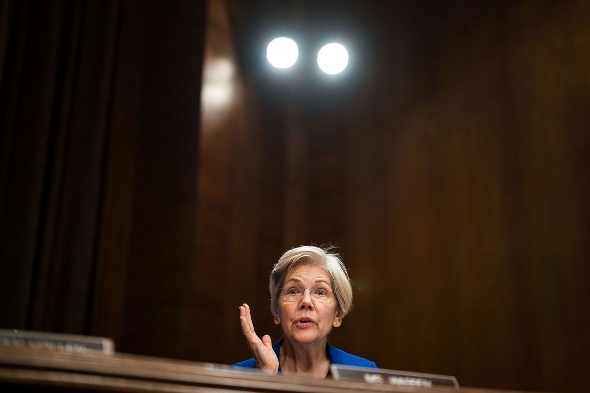 <i>Kent Nishimura/Getty Images via CNN Newsource</i><br/>Sen. Elizabeth Warren speaks during a hearing on January 11 in Washington