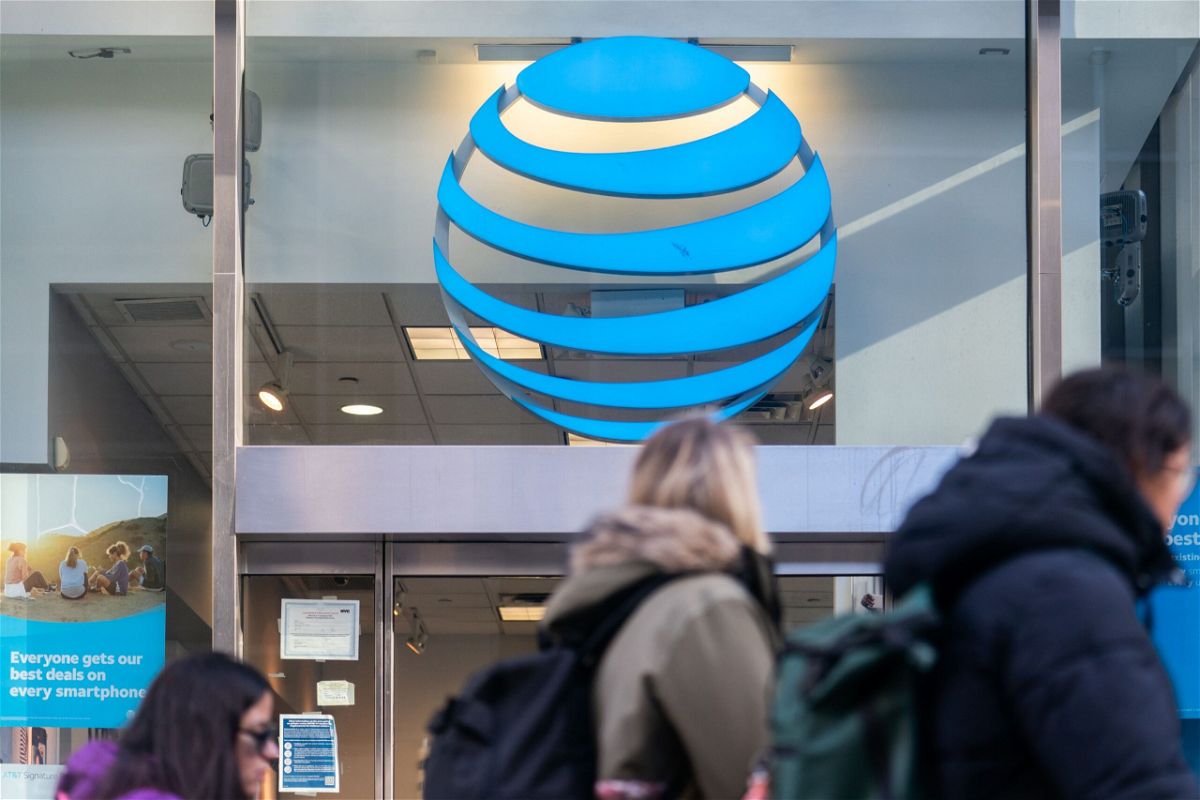 <i>Jeenah Moon/Bloomberg/Getty Images via CNN Newsource</i><br/>AT&T has launched an investigation into the source of a data leak. An AT&T store in New York is pictured here.