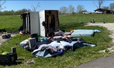 A family loses everything in a Smithville Lake