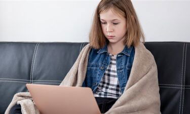 protecting minors onilne, online safety, children