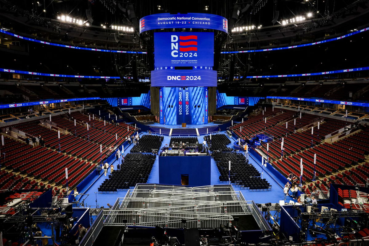 <i>Eva Marie Uzcategui/Bloomberg/Getty Images via CNN Newsource</i><br/>The United Center in Chicago is seen on August 17