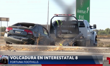 Volcadura de Auto en la Interestatal 8 en Foothills