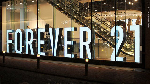 Forever 21 closes, Forever 21