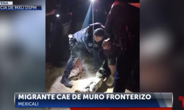 Migrante Cae desde 10 Metros del Muro Fronterizo en Calexico