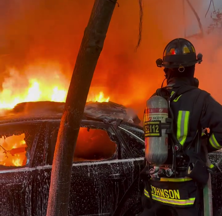 Storage fire ignites outside of home in Boulder Creek KION546