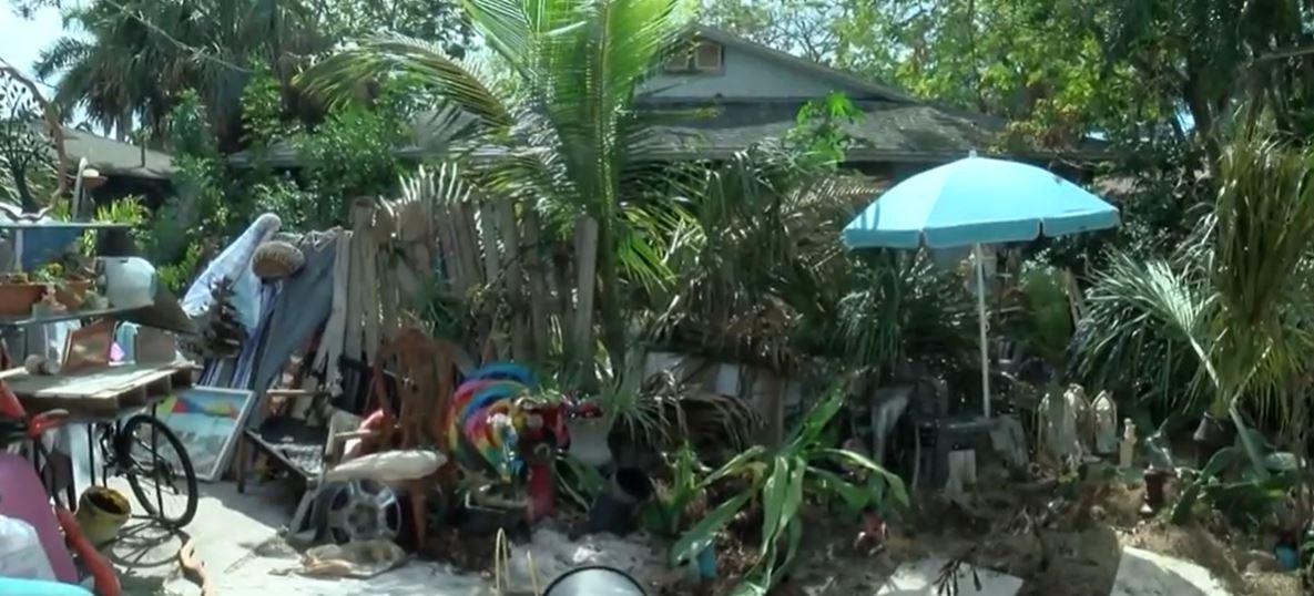 <i>WZVN via CNN Newsource</i><br/>A home on Highlands Drive in North Naples (near Pine Ridge Road) has become the center of a long-standing neighborhood battle