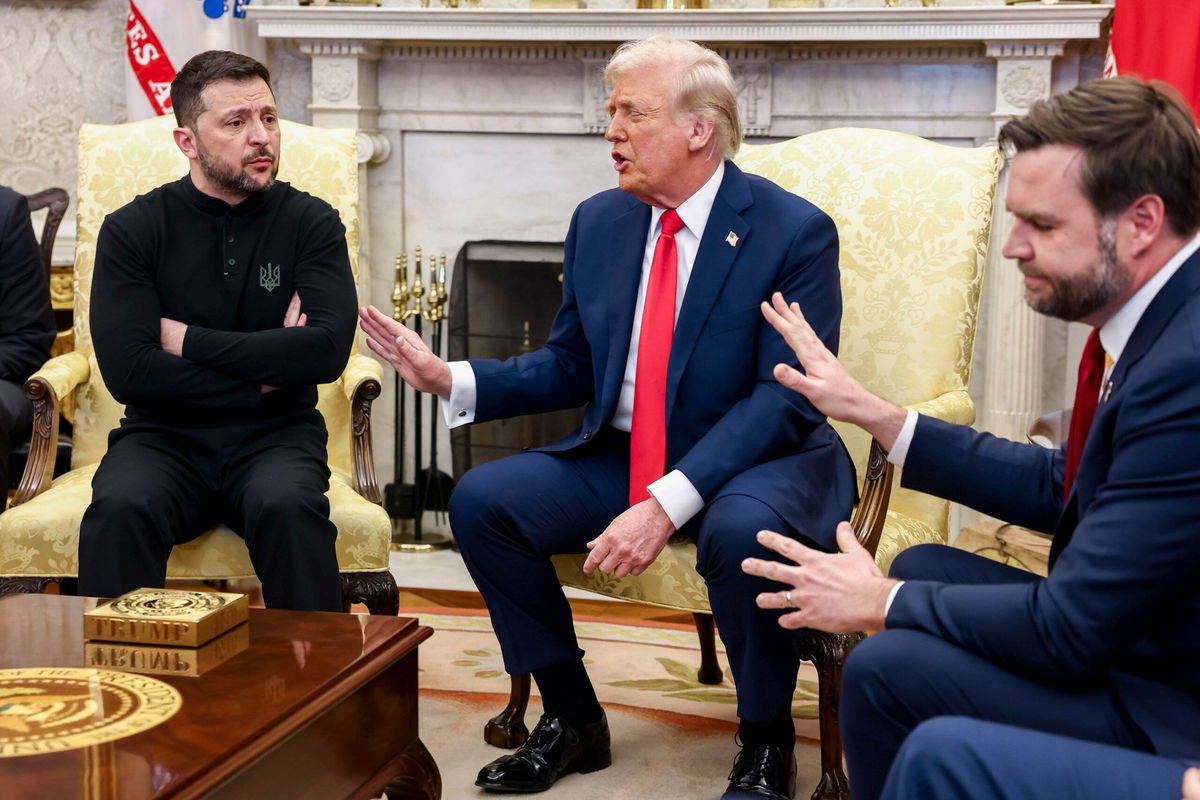 <i>Jim Lo Scalzo/EPA/Bloomberg via Getty Images via CNN Newsource</i><br/>Volodymyr Zelensky