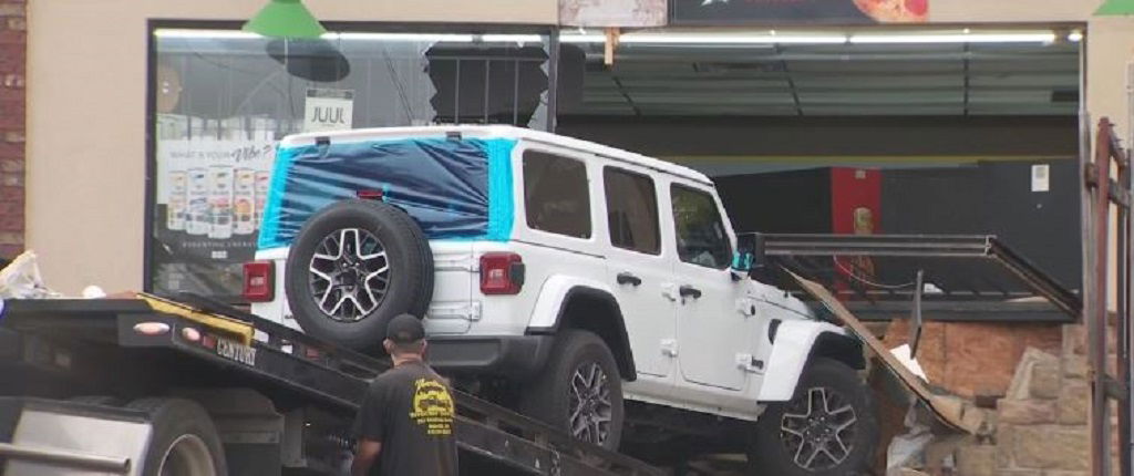 <i>WTVF via CNN Newsource</i><br/>Nashville police are investigating after a Jeep was involved in a shooting and crashed into a gas station at the Honeysuckle Market at the intersection of Lafayette Street and Fairfield Avenue.