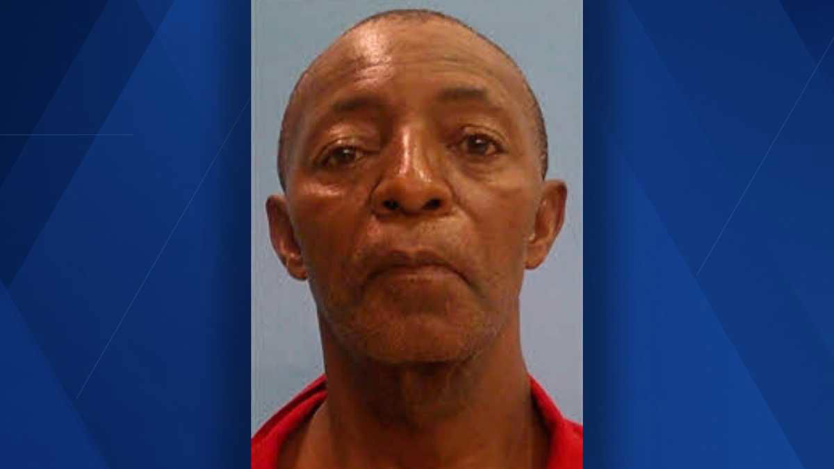 <i>WBBH via CNN Newsource</i><br/>Police think Hugh Powell beat the victim in the head with a pipe and might have slashed her throat. They found an open box cutter knife with blood on the blade