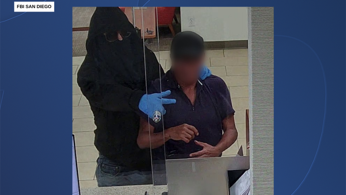 <i>KGTV via CNN Newsource</i><br/>Surveillance photos of 