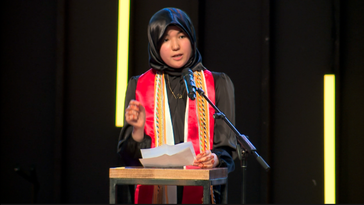 <i>WCPO via CNN Newsource</i><br/>Hajar Elayyadi giving a speech at Ignite Institute's ceremony
