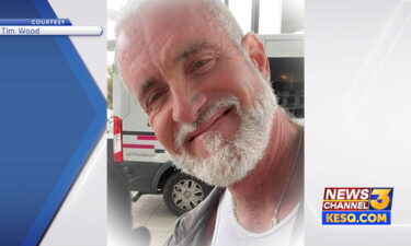 El actor gay de cine para adultos Colton Ford fue encontrado muerto en una ruta de senderismo en Palm Springs