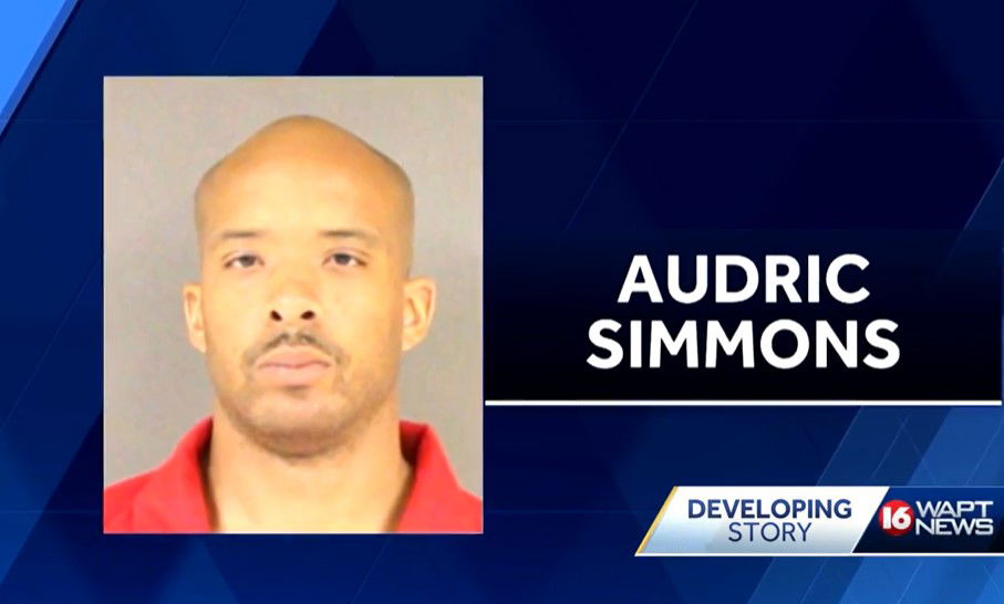 <i>WAPT via CNN Newsource</i><br/>A Hinds County statutory rape trial of a former Jackson firefighter has been ruled a mistrial.
